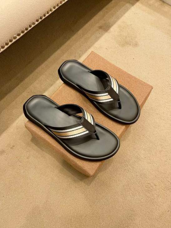Picture of Gucci Slippers _SKUGuccisz38-44jyh05042525